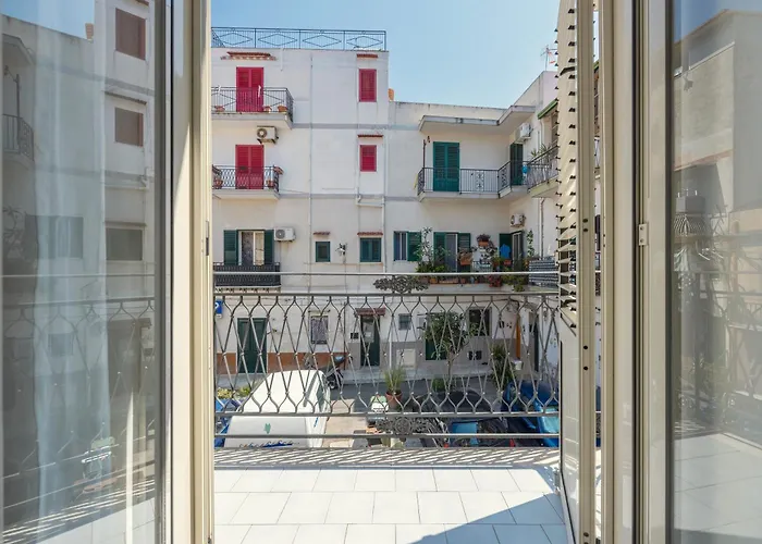 Piazzetta Al Mare 度假居